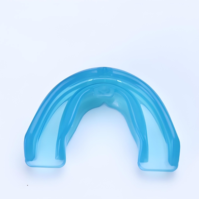 儿童牙齿矫正器的种类有哪些，儿童牙齿矫正器的使用注意事项是什么?
