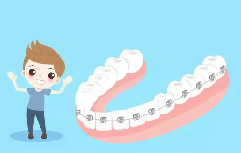 牙齿潜在的问题：黑三角